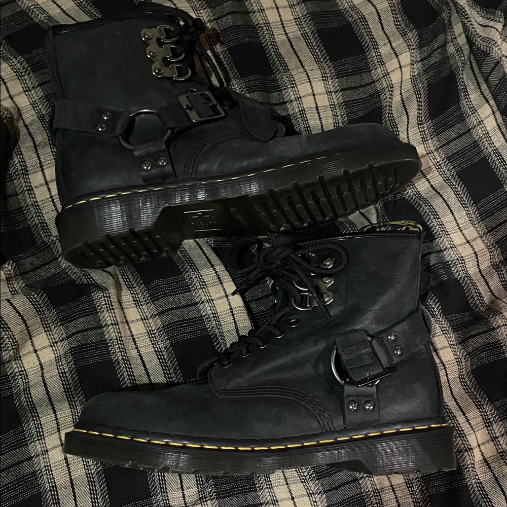 Dr. Martens 1460 8 eye Hardware Black Leather Combat Boots